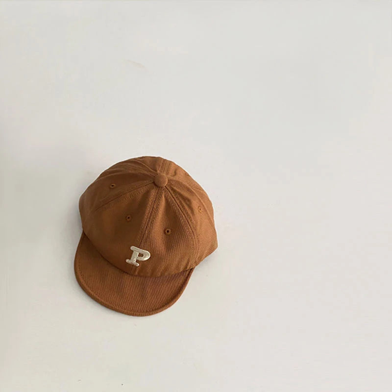Casquette de baseball avec lettre C