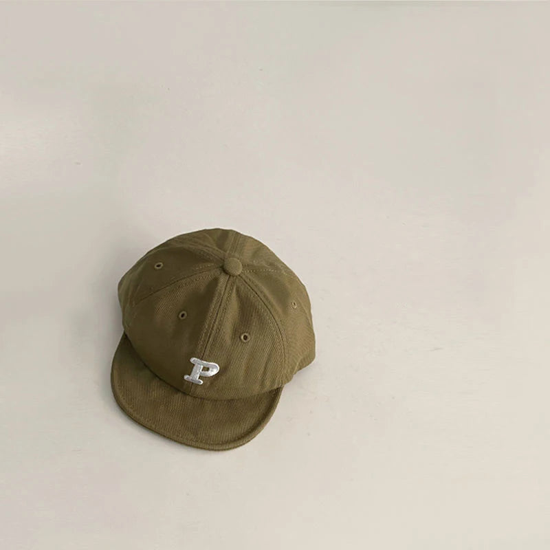 Casquette de baseball avec lettre C