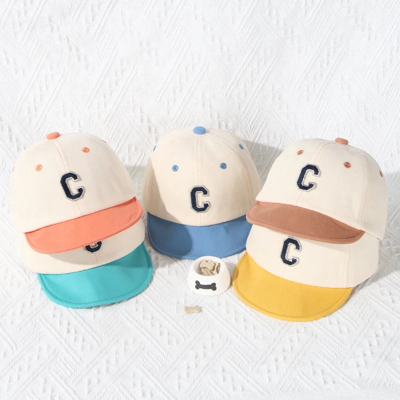 Casquette de baseball avec lettre C