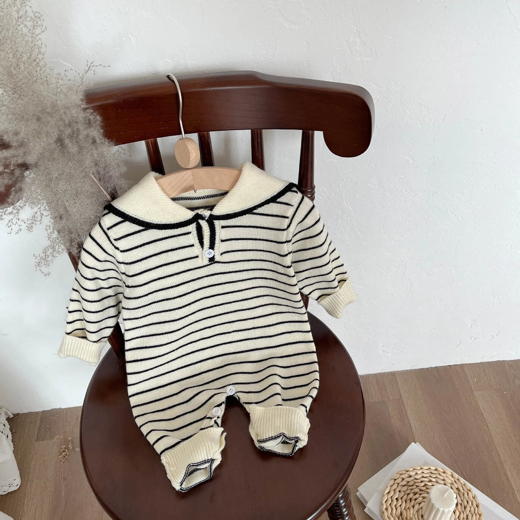 Barboteuse à col marin