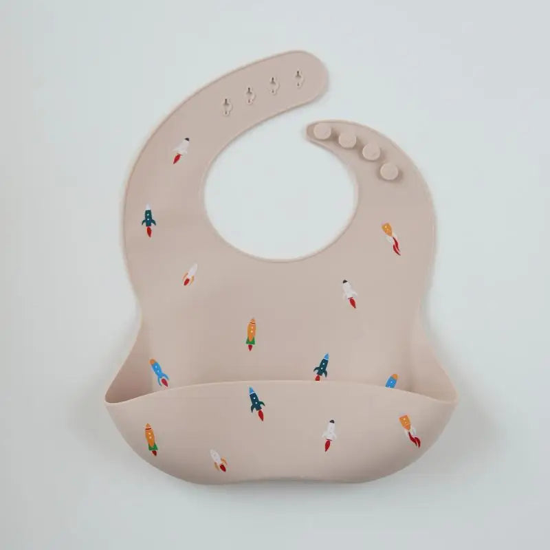 Bavoir en silicone et set de table