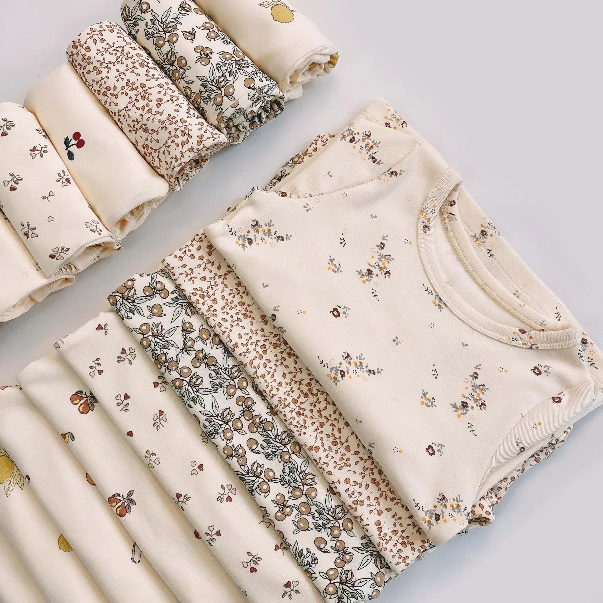 T-shirts + pantalons pyjama